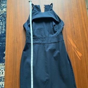Banana Republic Women’s Size 0 petite Navy dress NWOT.